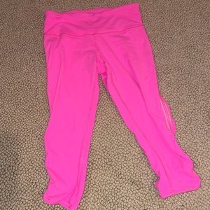 Lululemon leggings size 4 and matching scarf. BUNDLE